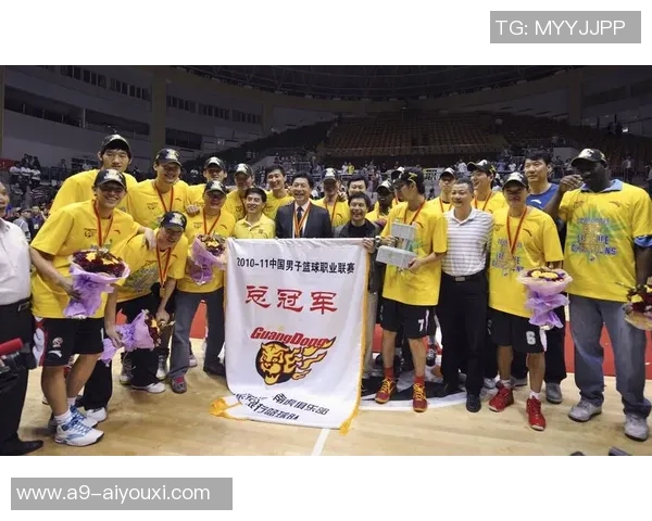 广东与新强总决赛第四场激战正酣谁将夺得总冠军桂冠 广东与新强总决赛第四场激战正酣谁将夺得总冠军桂冠